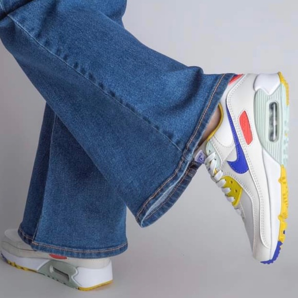 NWT Nike Air Max 90 Women’s Shoes - Picture 5 of 11